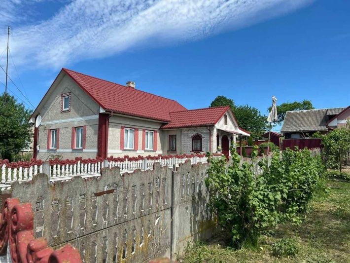 Для переселенцев из Мелитополя и района готовят программу «Домики в селе»: Кабмин выкупит до тысячи сельских домов
