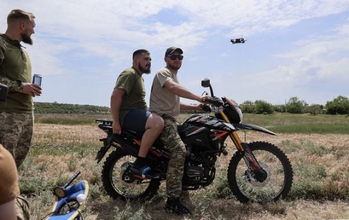 Фронтовая мобильность: ВСУ получат рекордные 1500 мотоциклов благодаря успешному тендеру Агентства оборонных закупок