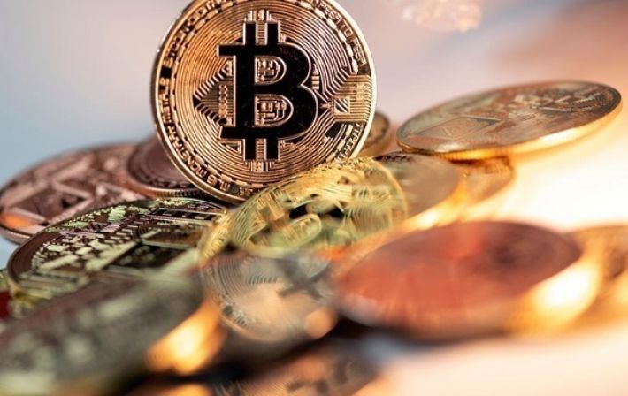 Криптопортфели чиновников: количество деклараций выросло на 16%, а лидером стал депутат из Хмельницкой области