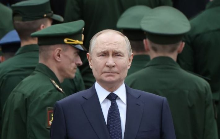 Паника из-за дронов: российские силовики умоляют Путина отменить выборы в Госдуму