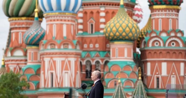 Россия теряет миллиарды: нефтяная экономика Кремля оказалась под новым давлением