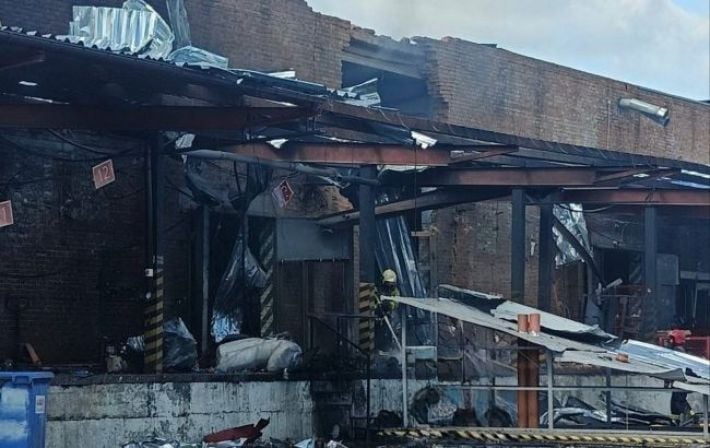Удар по терминалу «Новой почты» на Сумщине: под угрозой 13 тысяч посылок на 42 миллиона, компания гарантирует компенсации