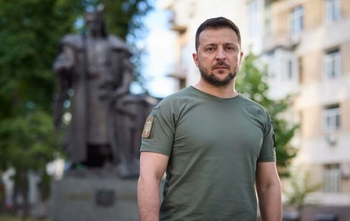 Восстановление исторической справедливости: на месте свергнутого Ленина в центре Киева воздвигнут памятник гетману Мазепе
