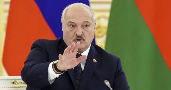 «Война будет совсем другой»: Лукашенко выступил с громким заявлением об Украине