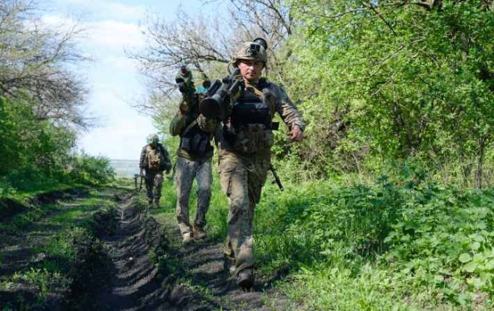 Зарплаты до 460 тысяч гривен и новые контракты: Минобороны анонсировало масштабные изменения для военных