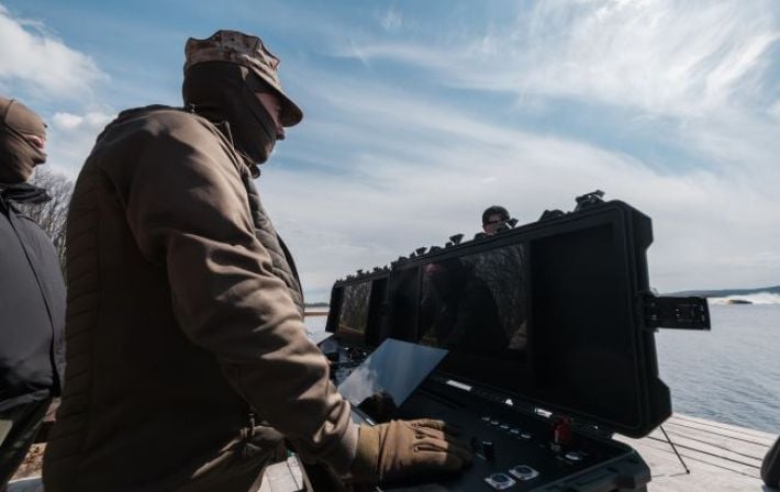 Гроза морей: ВМС Украины впервые показали боевую работу нового супердрона Barracuda
