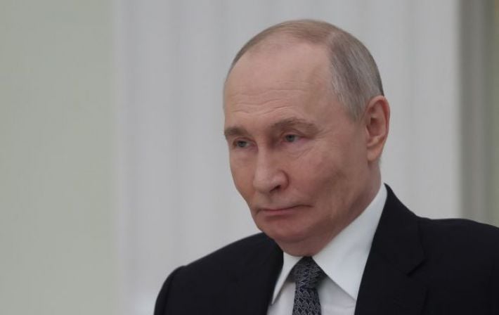 Путин поручил обеспечить Калининград топливом и дополнительным транспортом