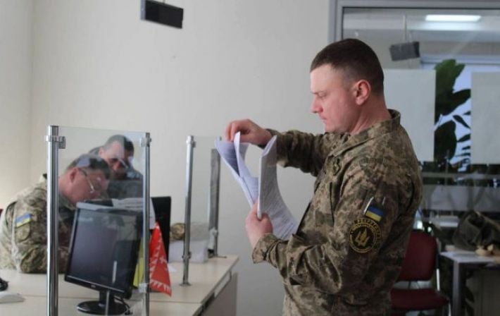 Рада в двадцатый раз продлила военное положение и мобилизацию в Украине: известны новые сроки