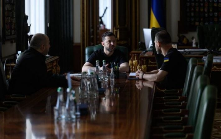 Зеленский и Драпатый обсудили ответ на удары РФ: определен комплекс мер