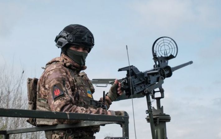 Атака с семи направлений: Силы ПВО обезвредили 107 вражеских дронов во время ночной атаки РФ