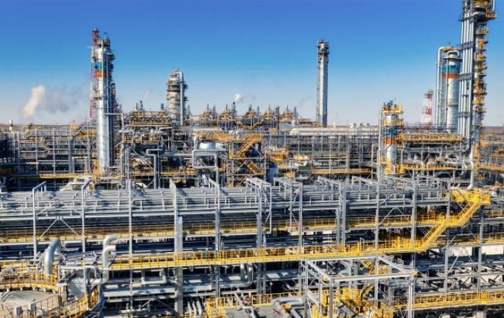 Масштабный пожар на Амурском газохимическом комплексе в РФ: госпитализированы более 75 человек