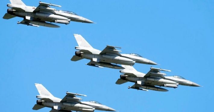 Россия резко изменила поведение возле НАТО: после рекордной активности авиации наступила неожиданная пауза
