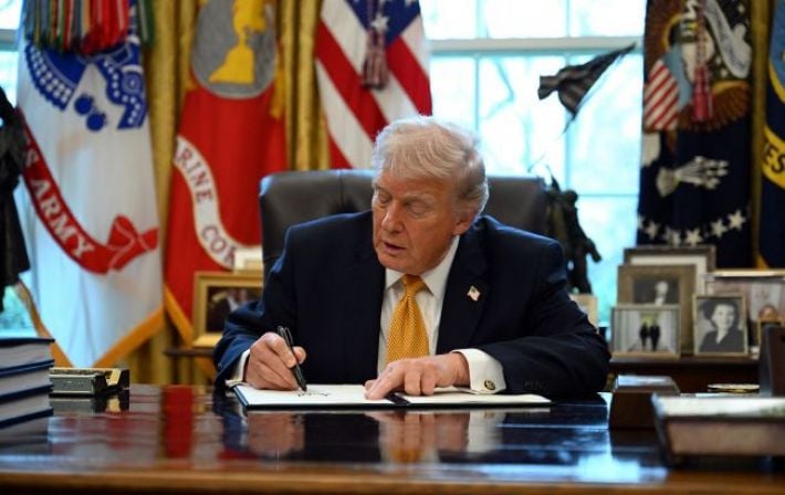 Трамп замахнулся на новые переименования: теперь под вопросом могут оказаться два океана