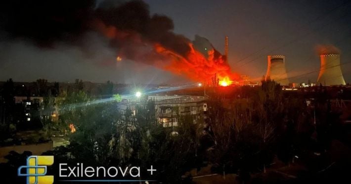 В оккупированном Зугрэсе после атаки беспилотников вспыхнул пожар на Зуевской ТЭС