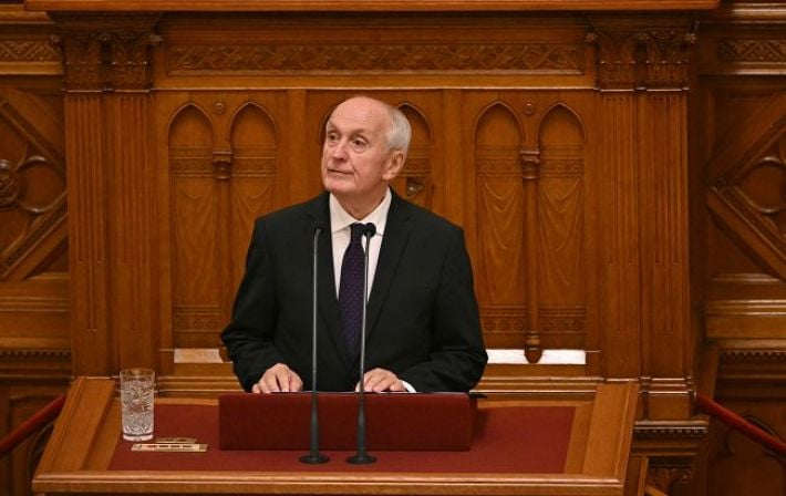В Венгрии избрали нового президента: им стал бывший судья, уволенный Орбаном