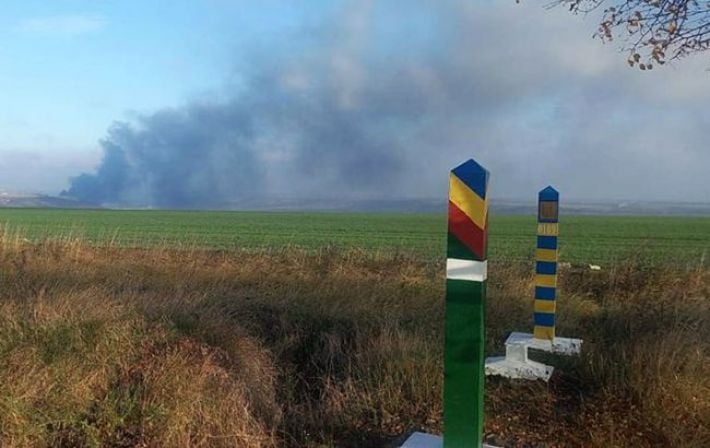 Взрыв в Молдове: возле границы обнаружили обломки боевого дрона, вспыхнул пожар