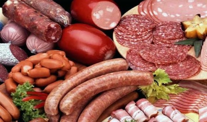 Ест каждый: эксперты назвали продукты, вызывающие рак