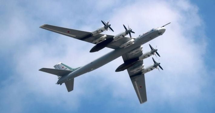 В России разбился еще один ракетоносец: эксперт рассказал, сколько Ту-95МС осталось в России