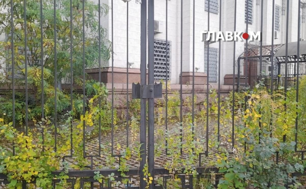 Як відомо, після того, як РФ розпочала повномасштабне вторгнення в Україну у лютому 2022 року, Київ розірвав дипломатичні відносини із Москвою