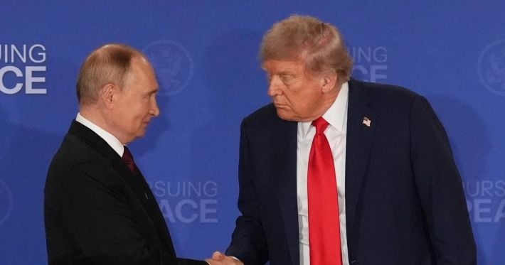 Нефтяные договоренности Трампа с Путиным поставили мирные переговоры под угрозу: что может измениться дальше