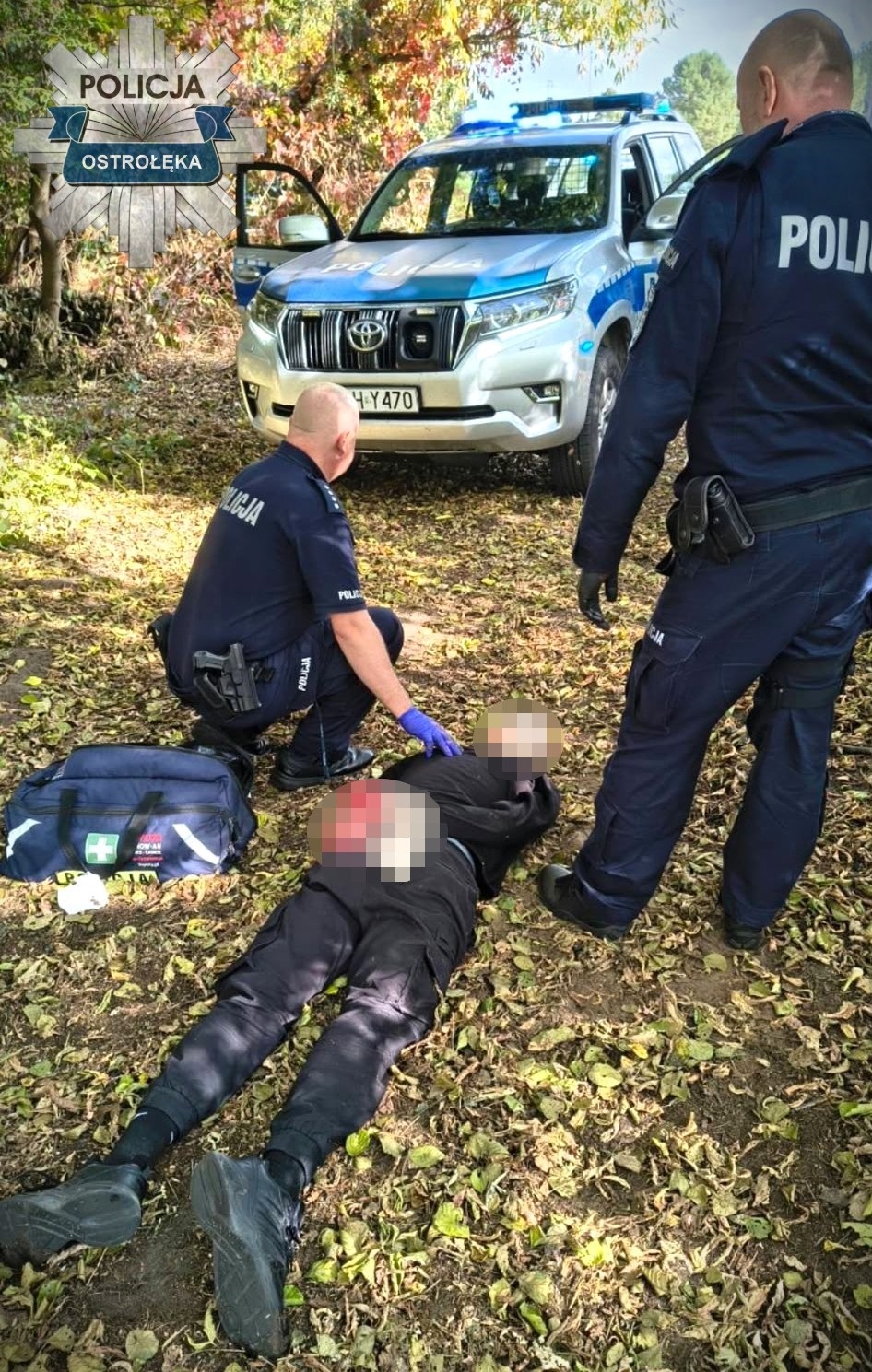 Фото: напад з ножем у польській школі (x.com/PolicjaMazowsze)