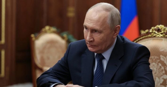 «Не надо было начинать»: Путин пригрозил Украине после ударов по НПЗ и сбоев Wildberries