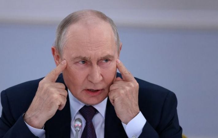 Охрану Путина усилили военным вертолетом: как изменилось сопровождение российского президента