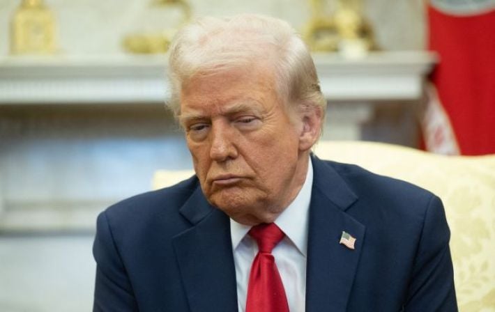 «Падение рейтингов Трампа»: коррупционные скандалы, удорожание топлива из-за войны с Ираном и рост цен угрожают республиканцам на выборах