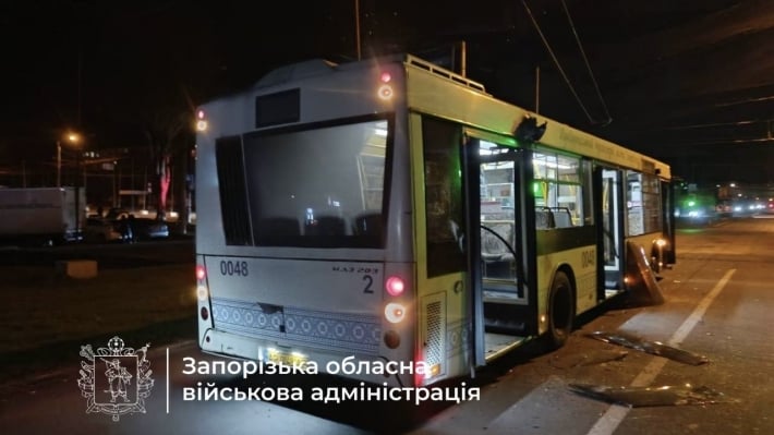 Российский дрон атаковал автобус в Запорожье: есть пострадавший