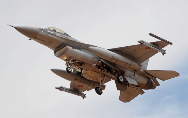 «Специальная версия под потребности ВСУ»: Lockheed Martin предлагает создать для Украины модифицированный F-16 с новым радаром и большей дальностью