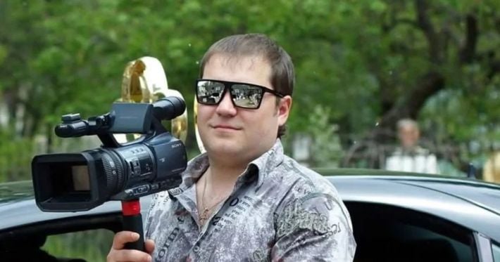 «Покойся с миром, друг»: в Херсоне погиб фотограф, который показал миру разрушенные Олешки