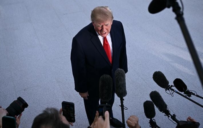 Трамп утверждает, что Путин сильнее Зеленского хочет перемирия: что заявил президент США